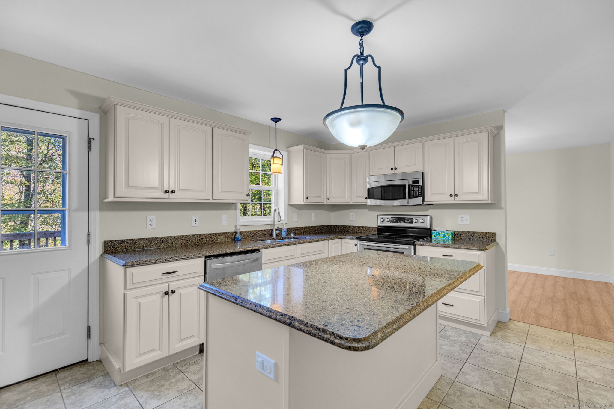 943 Mount Vernon Road Southington CT 06489