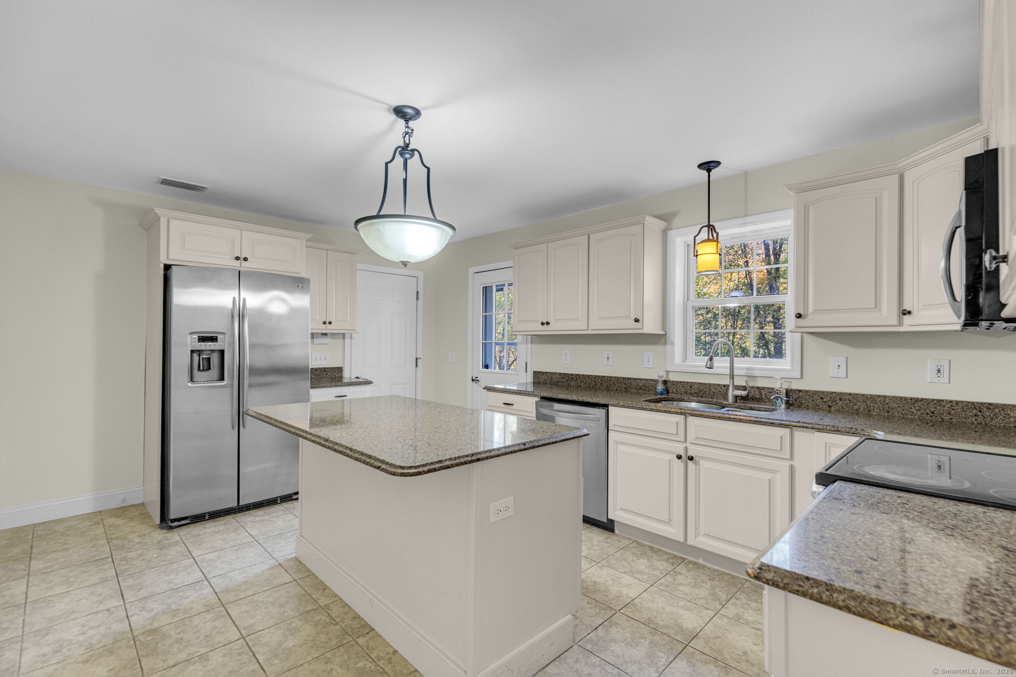 943 Mount Vernon Road Southington CT 06489