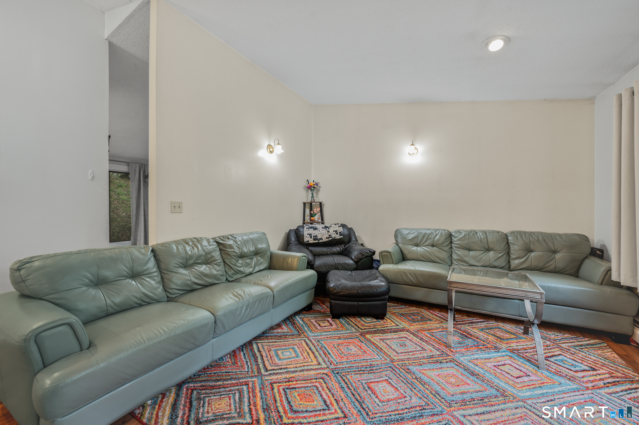 72 Old Meadow Plain Road Simsbury CT 06089