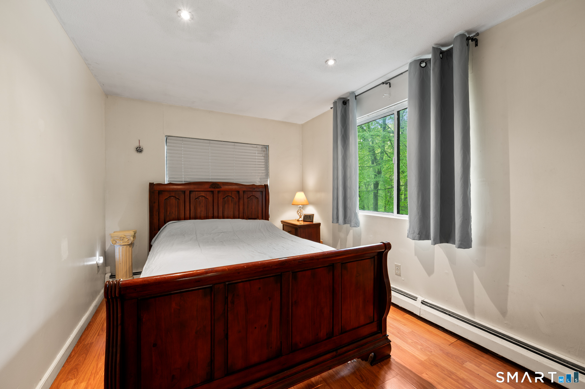 72 Old Meadow Plain Road Simsbury CT 06089