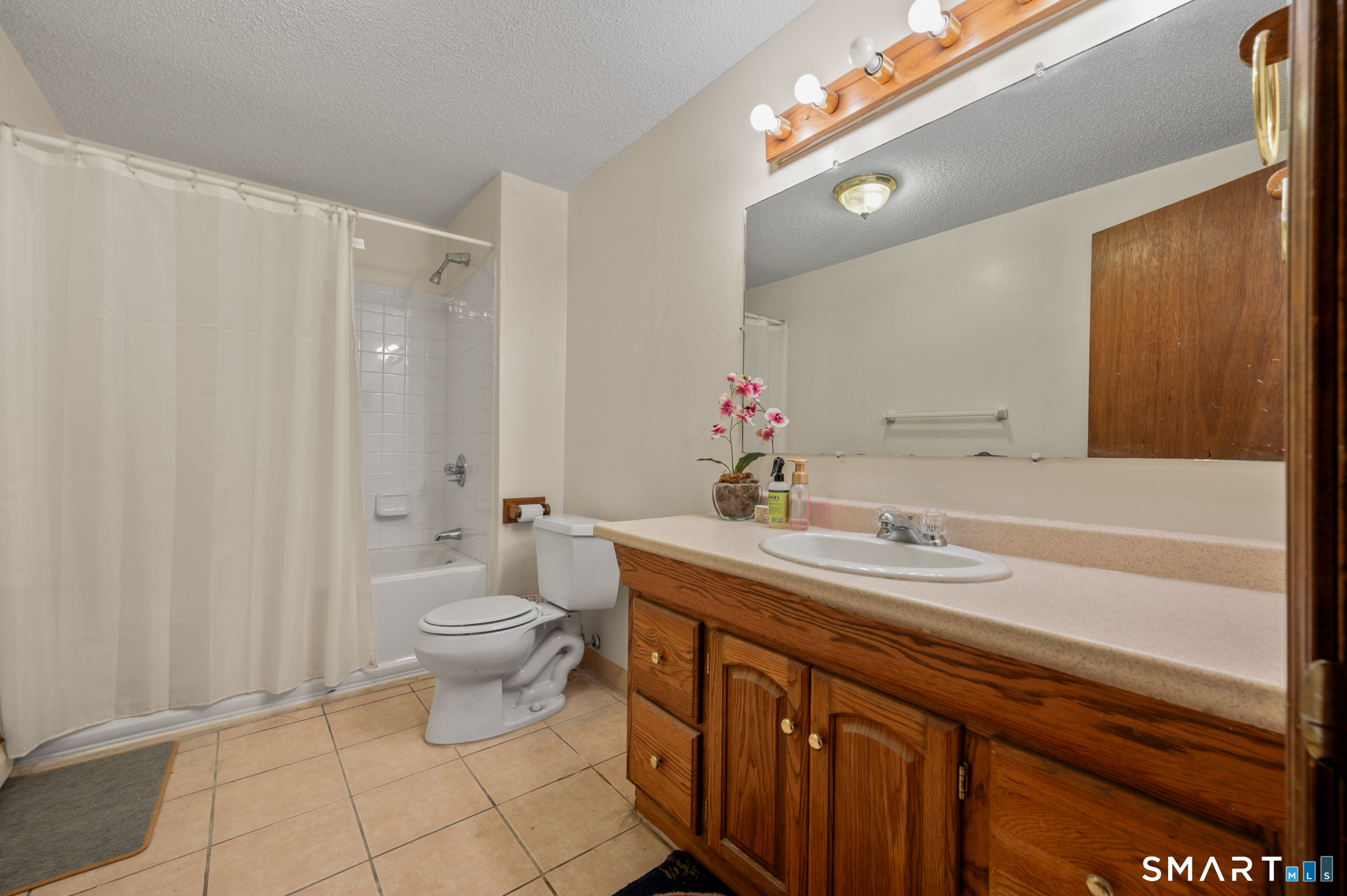72 Old Meadow Plain Road Simsbury CT 06089