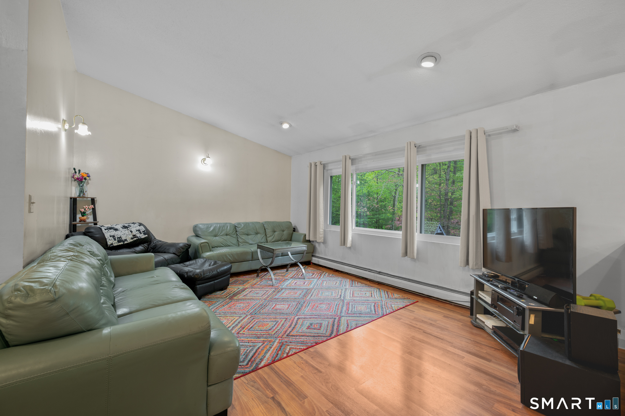 72 Old Meadow Plain Road Simsbury CT 06089