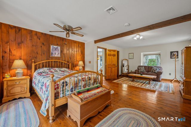 17 Markham Road East Hampton CT 06424