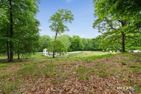 17 Markham Road East Hampton CT 06424