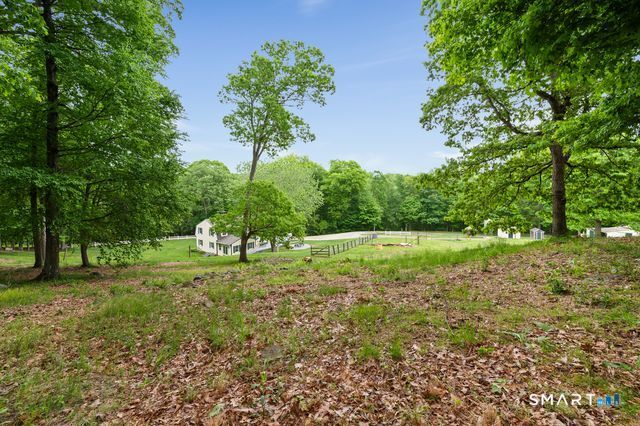 17 Markham Road East Hampton CT 06424