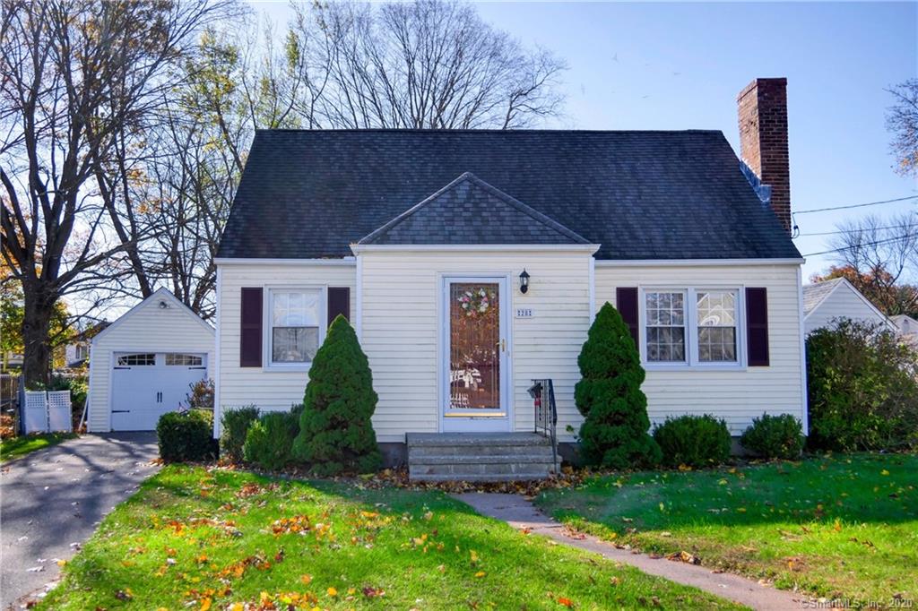 28 Linnmore Drive Manchester CT 06040