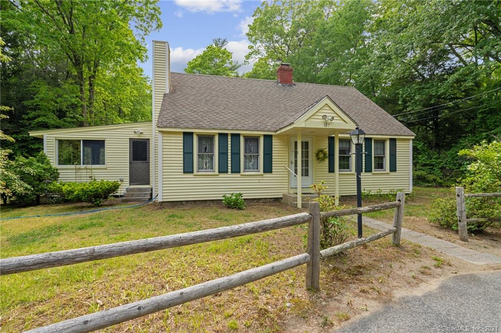 107 Foster Center Road Foster RI 02825