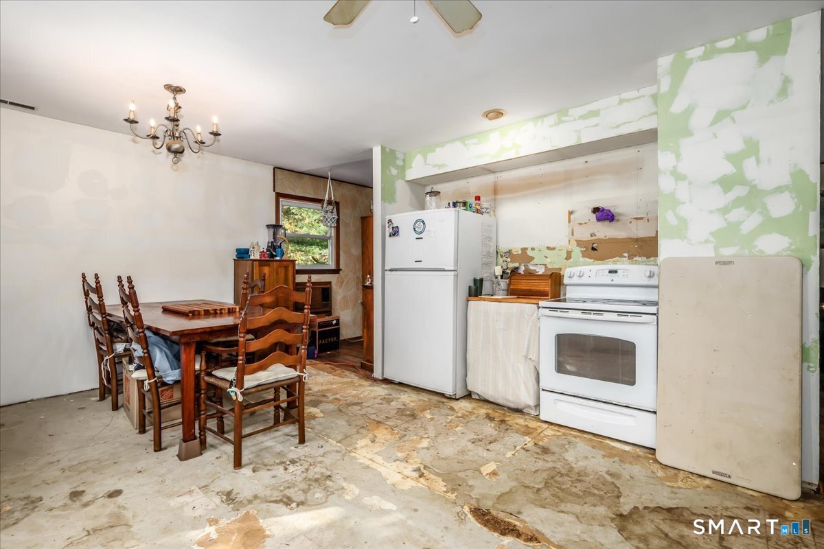 17 Sterling Drive New Milford CT 06776
