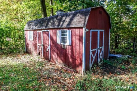 17 Sterling Drive New Milford CT 06776