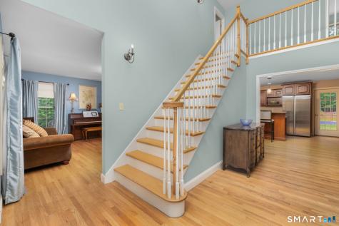 12 Red Oak Drive Killingly CT 06239