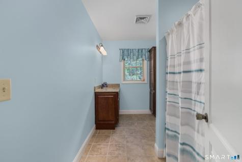 12 Red Oak Drive Killingly CT 06239