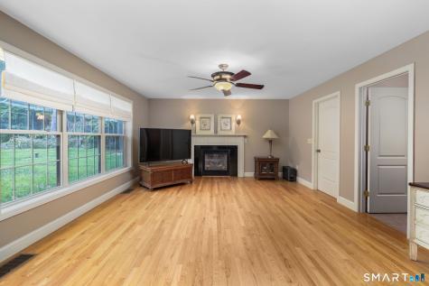 12 Red Oak Drive Killingly CT 06239