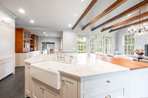 509 Main North Street Woodbury CT 06798