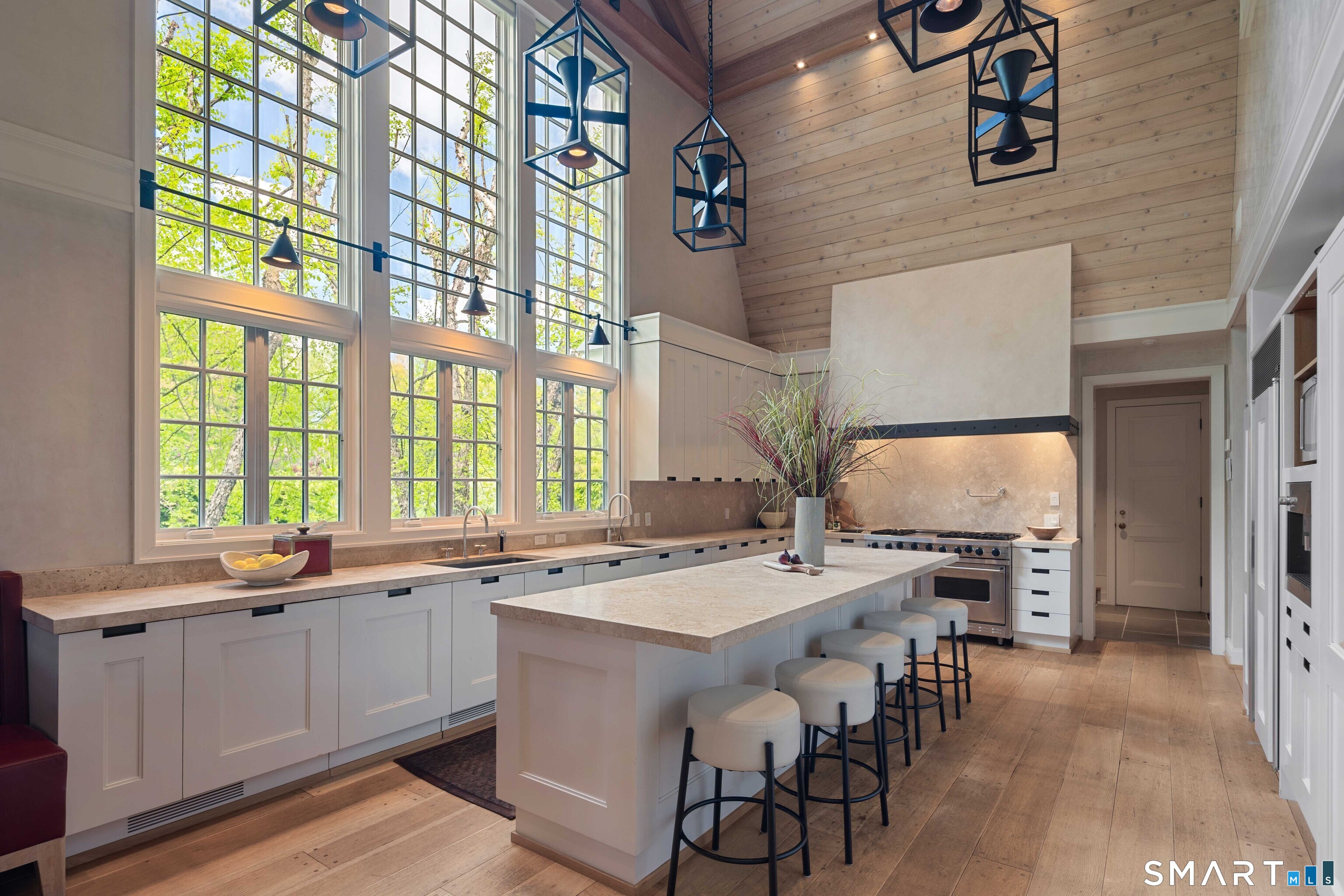 114 Adams Lane New Canaan CT 06840