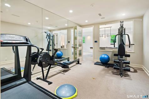 114 Adams Lane New Canaan CT 06840