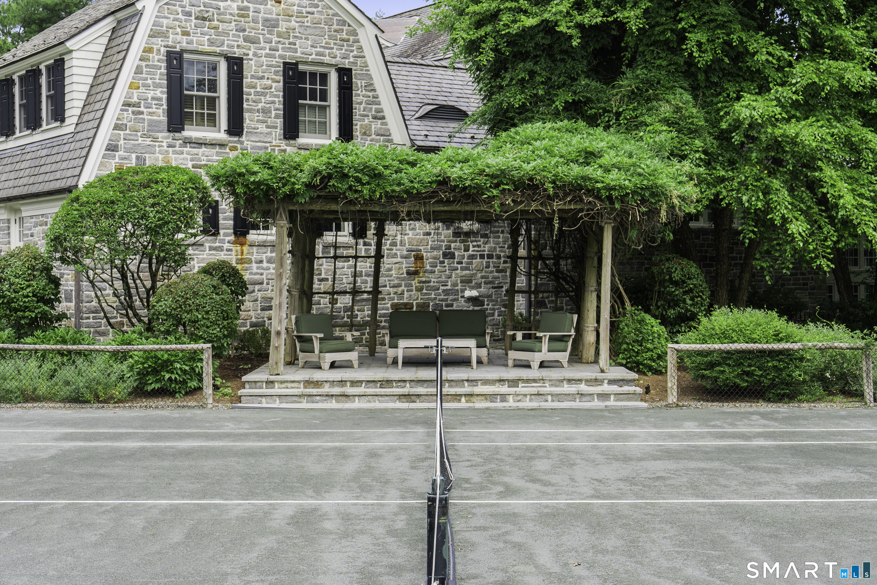 114 Adams Lane New Canaan CT 06840