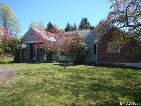 1 Hunting Ridge Road Brookfield CT 06804