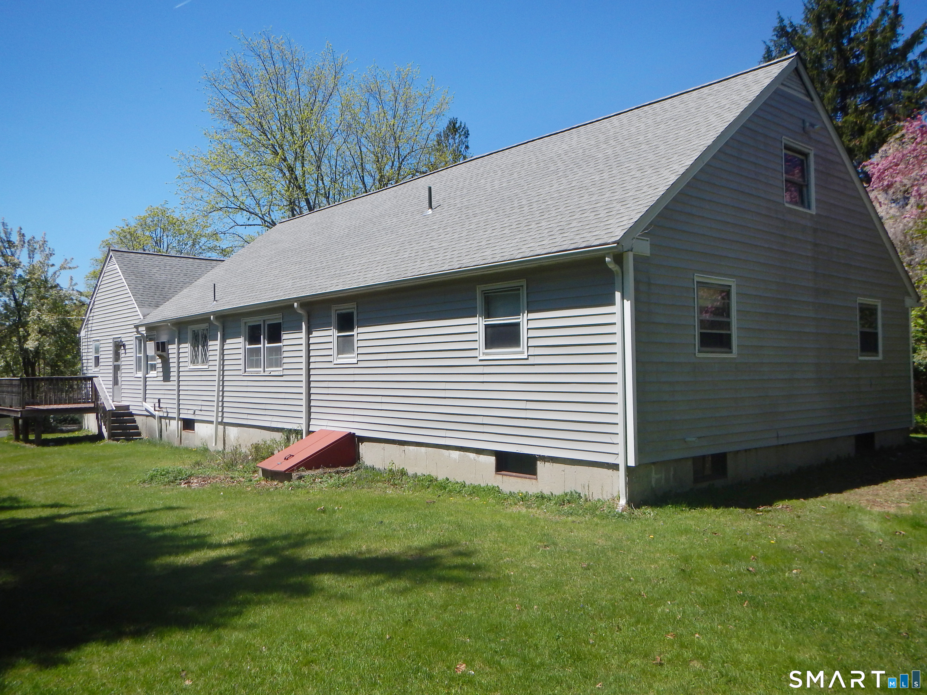 1 Hunting Ridge Road Brookfield CT 06804