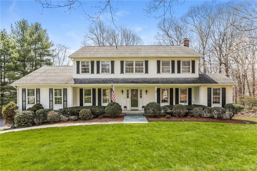 9 Autumn Ridge Road New Fairfield CT 06812