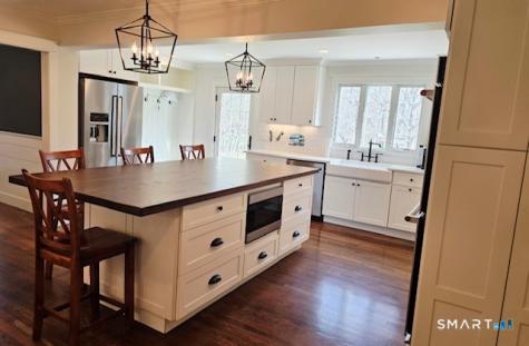 441 David Court Orange CT 06477