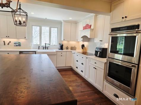 441 David Court Orange CT 06477