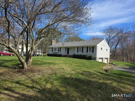 441 David Court Orange CT 06477