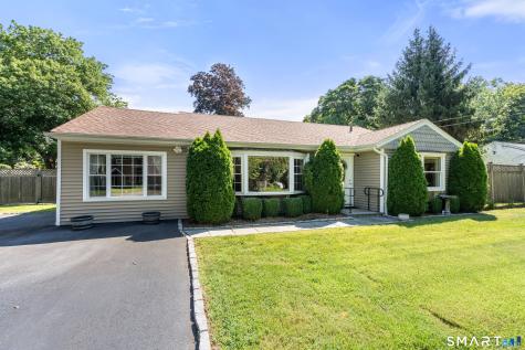 17 Winnipauk Drive Norwalk CT 06851