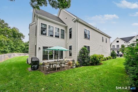 10 Argento Lane Norwalk CT 06851