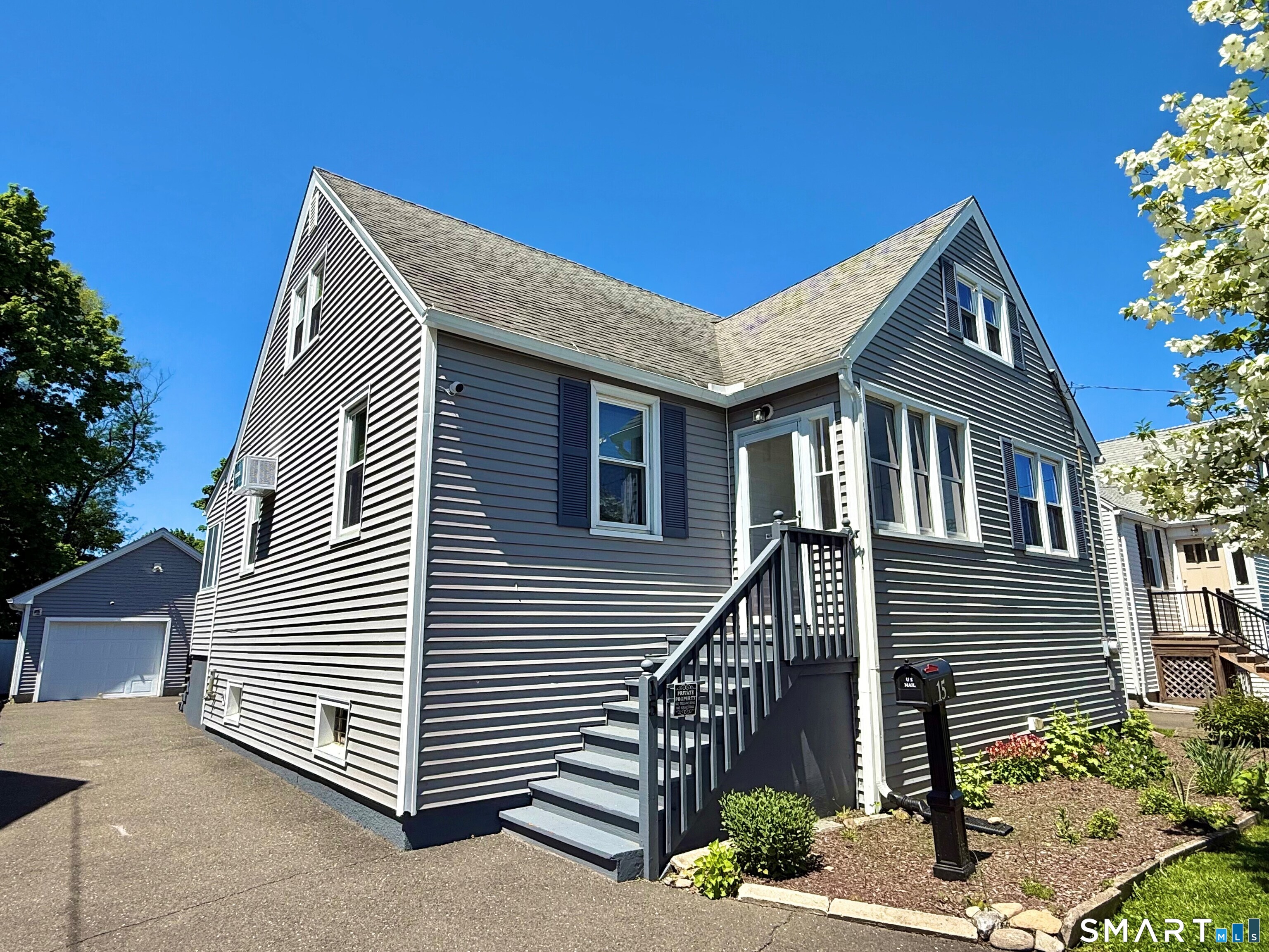 15 Rosedale Terrace Stratford CT 06614
