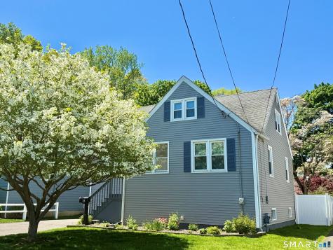 15 Rosedale Terrace Stratford CT 06614