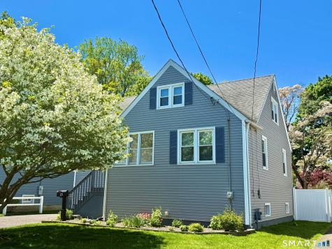 15 Rosedale Terrace Stratford CT 06614