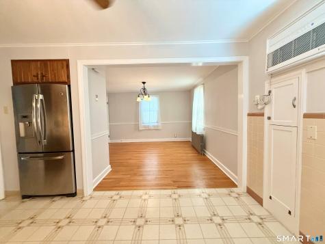 15 Rosedale Terrace Stratford CT 06614