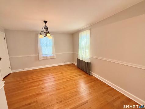 15 Rosedale Terrace Stratford CT 06614