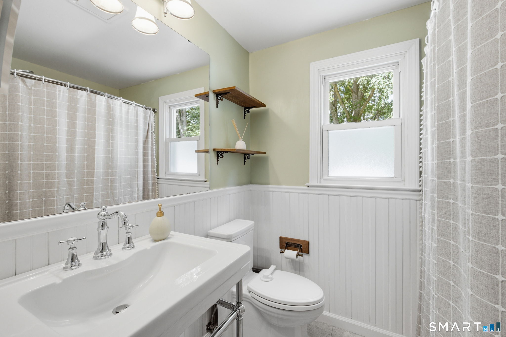 136 Rockwell Avenue Bristol CT 06010