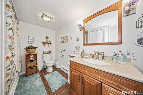 72 Dorothy Lane Plymouth CT 06786