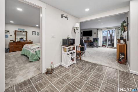 72 Dorothy Lane Plymouth CT 06786