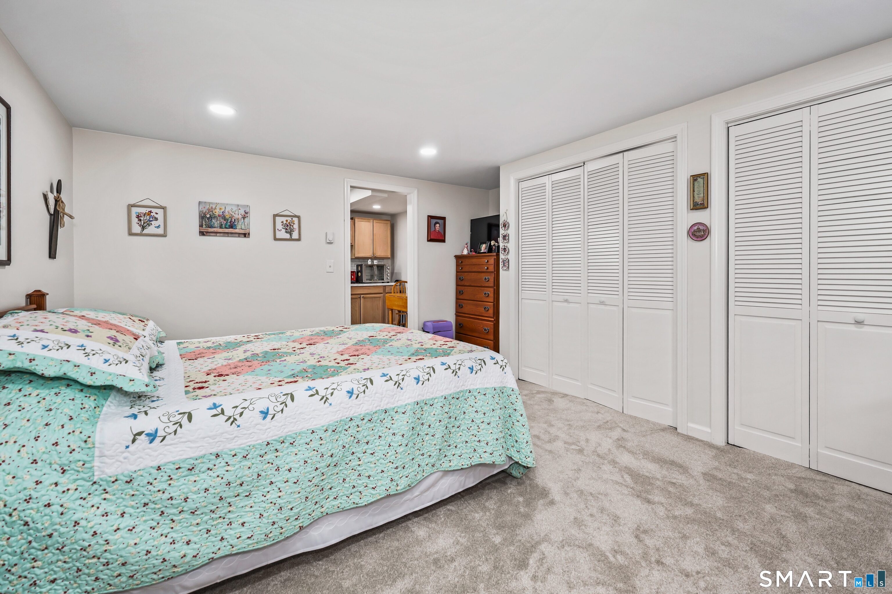 72 Dorothy Lane Plymouth CT 06786