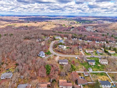 72 Dorothy Lane Plymouth CT 06786
