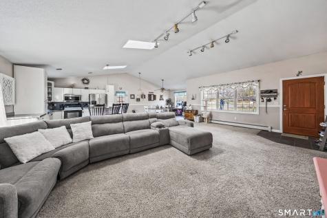 72 Dorothy Lane Plymouth CT 06786