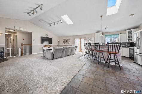 72 Dorothy Lane Plymouth CT 06786
