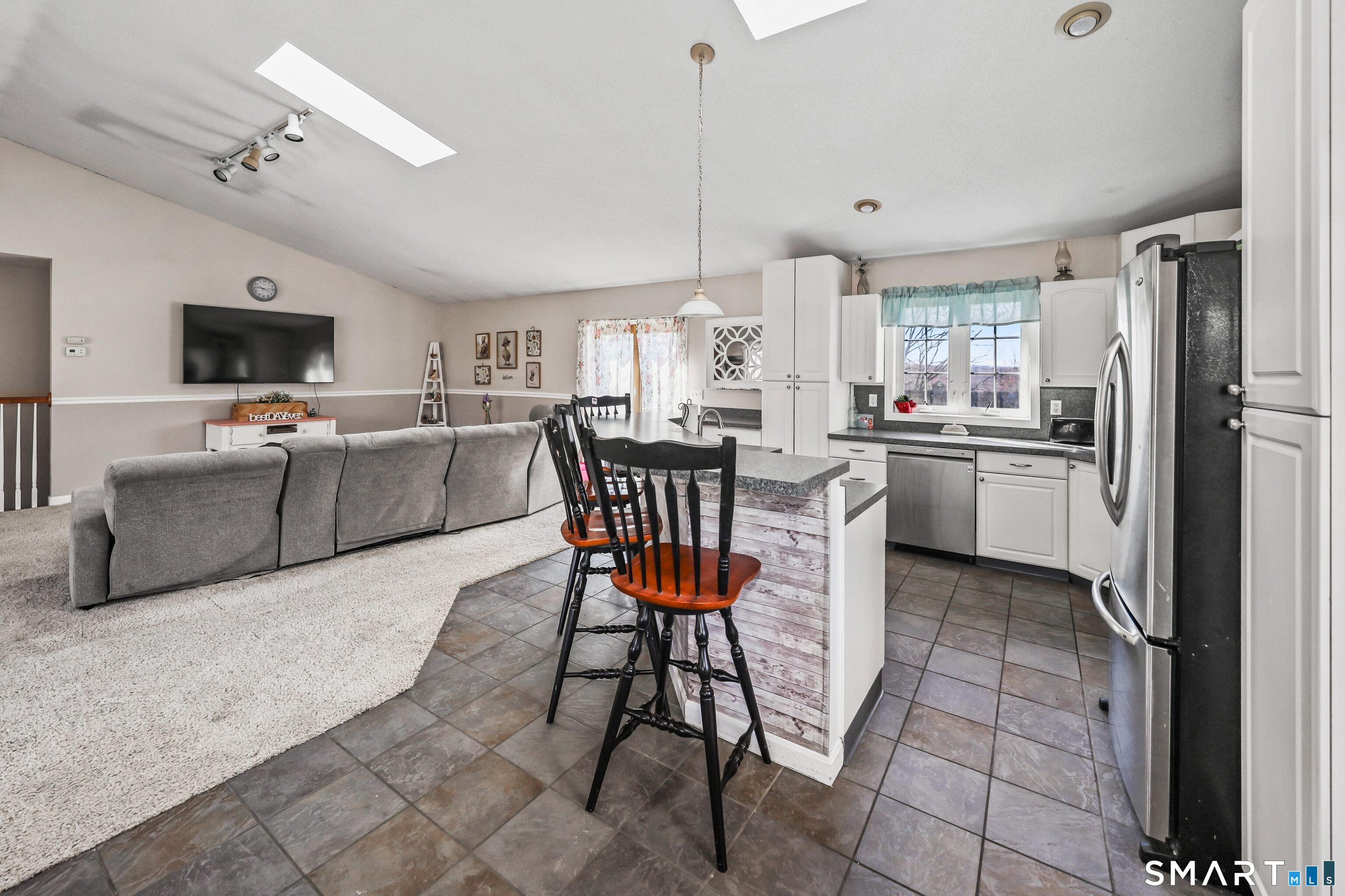 72 Dorothy Lane Plymouth CT 06786