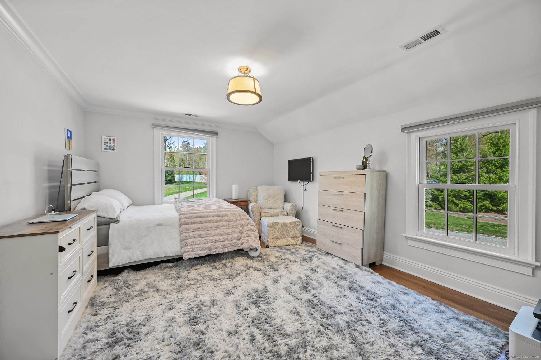 33 Cliffdale Road Greenwich CT 06831