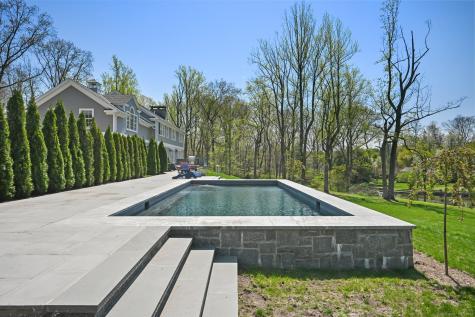 33 Cliffdale Road Greenwich CT 06831