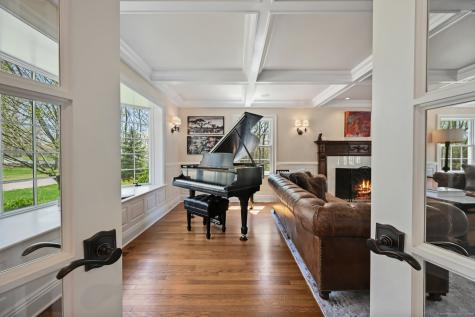 33 Cliffdale Road Greenwich CT 06831