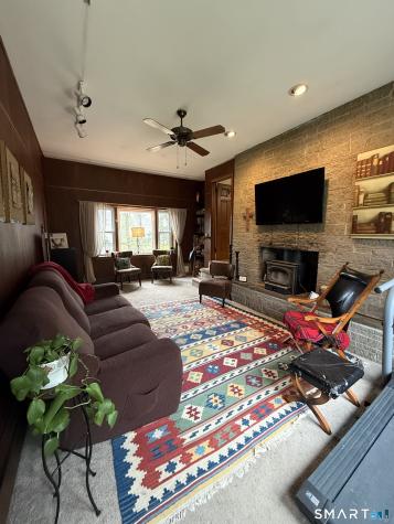 7 Willow Lane East Lyme CT 06333
