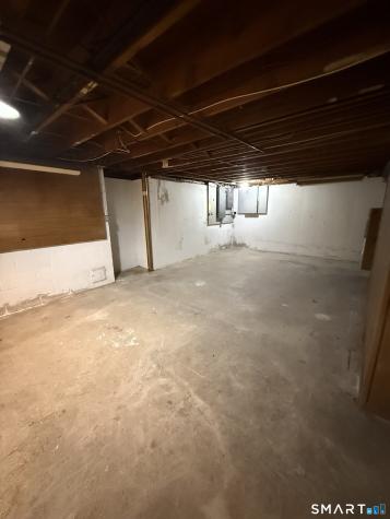 7 Willow Lane East Lyme CT 06333