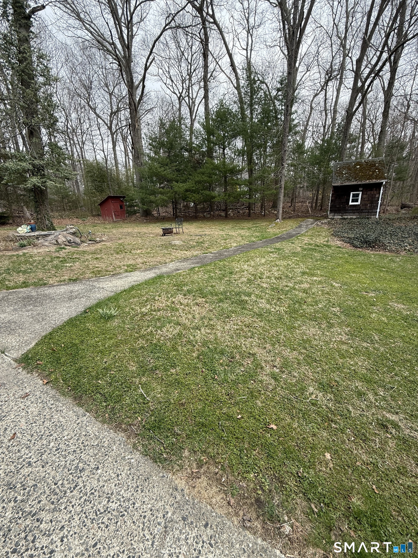 7 Willow Lane East Lyme CT 06333