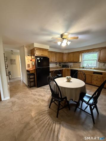 7 Willow Lane East Lyme CT 06333