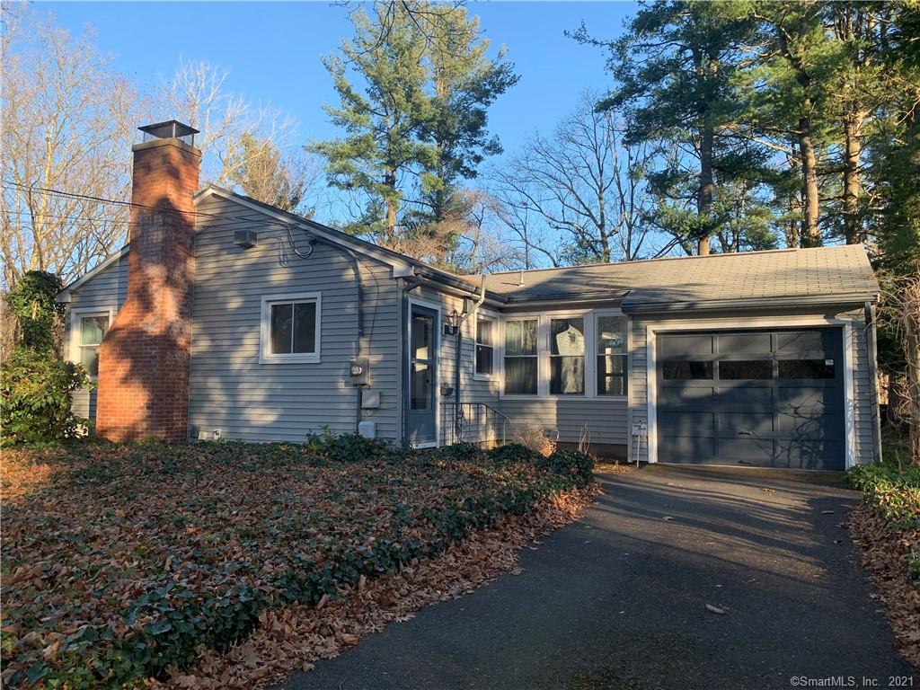 95 Riverside Drive Hamden CT 06518