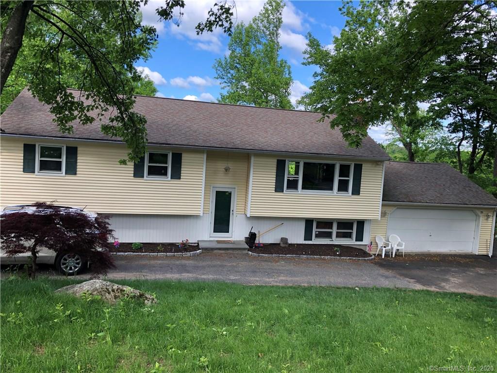 8 Bear Mountain Road New Fairfield CT 06812